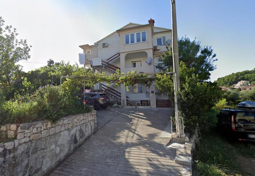 Apartments Chiara 라브 외부 사진